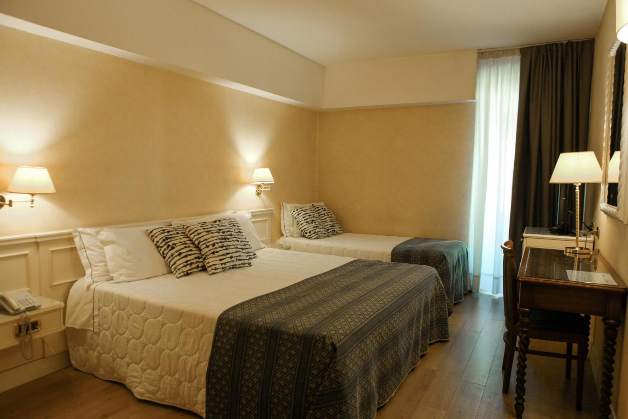 Hotel I Gigli โนลา ภายนอก รูปภาพ